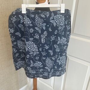 Columbia Navy Blue Floral Skirt